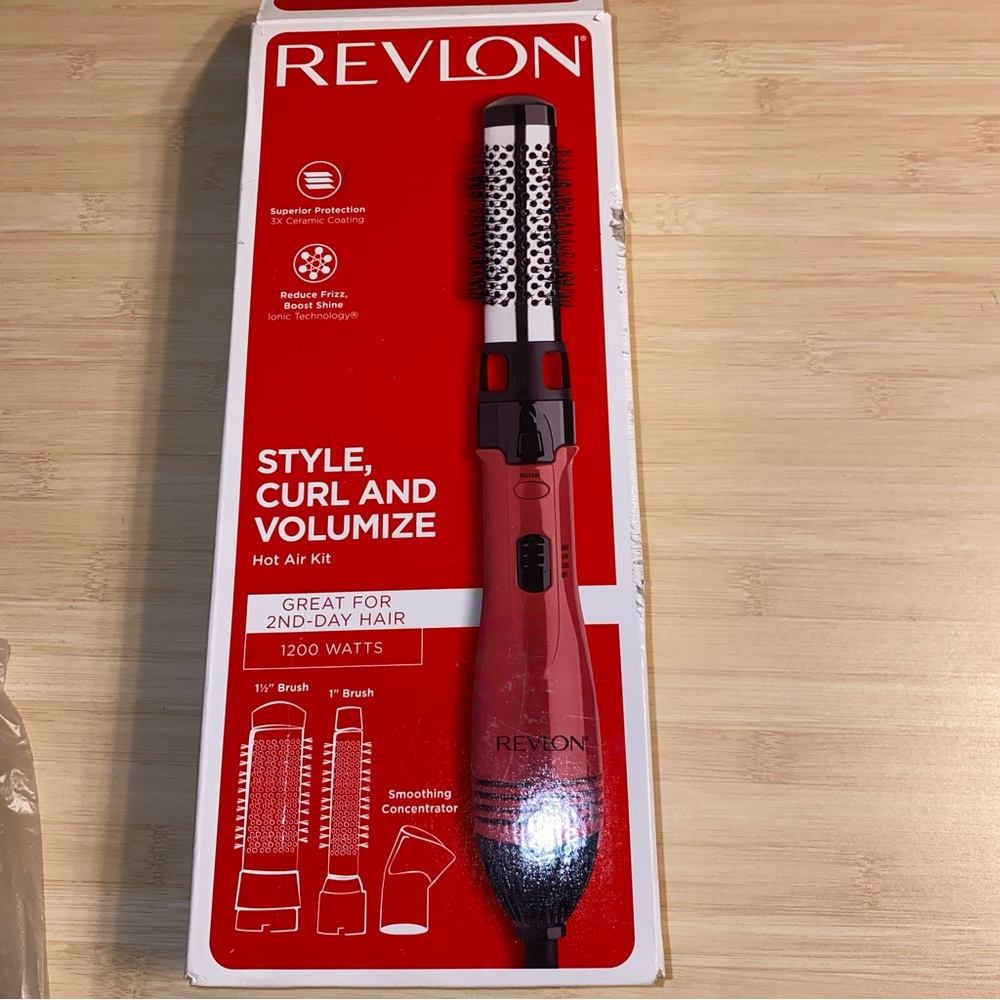Revlon All In One Style Hot Air Kit Curl & Volumize In Box